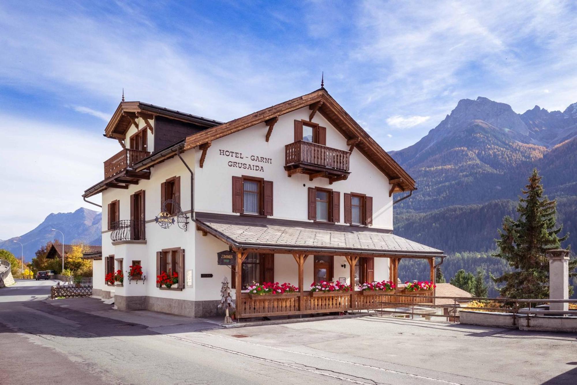 Garni Alpenrose - Grusaida Scuol Exterior photo